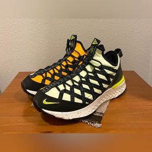 Nike ACG React Terra Gobe Trail Running Shoe Sz 11